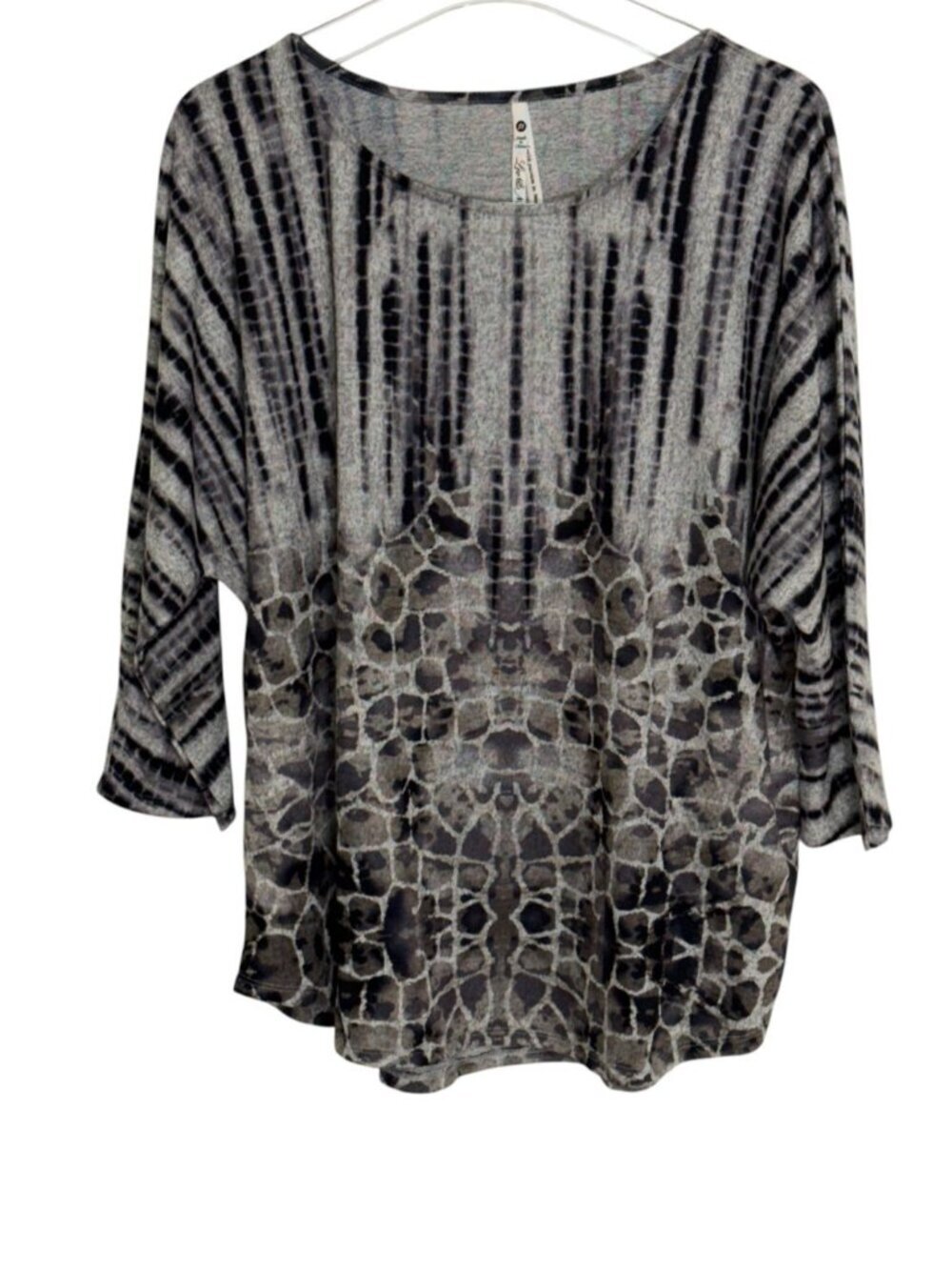 Leo & Nicole 2X Tribal Heather Dolman Knit Top NWT